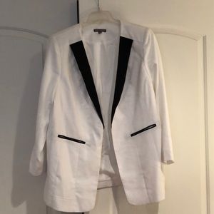Jessica London Tuxedo style blazer